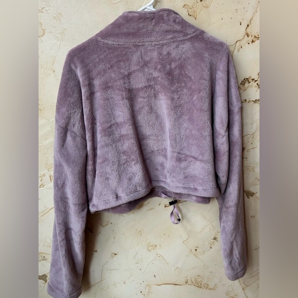 Urban Outfitters Cropped Purple Half-Zip Pullover Size Large EUC Relaxed Fit - Picture 4 of 7
